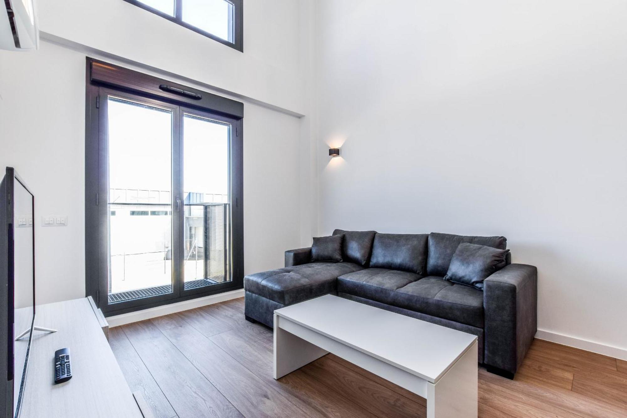 Apartamentos Reformados Con Garajes Incluido San Sebastián de los Reyes Kültér fotó