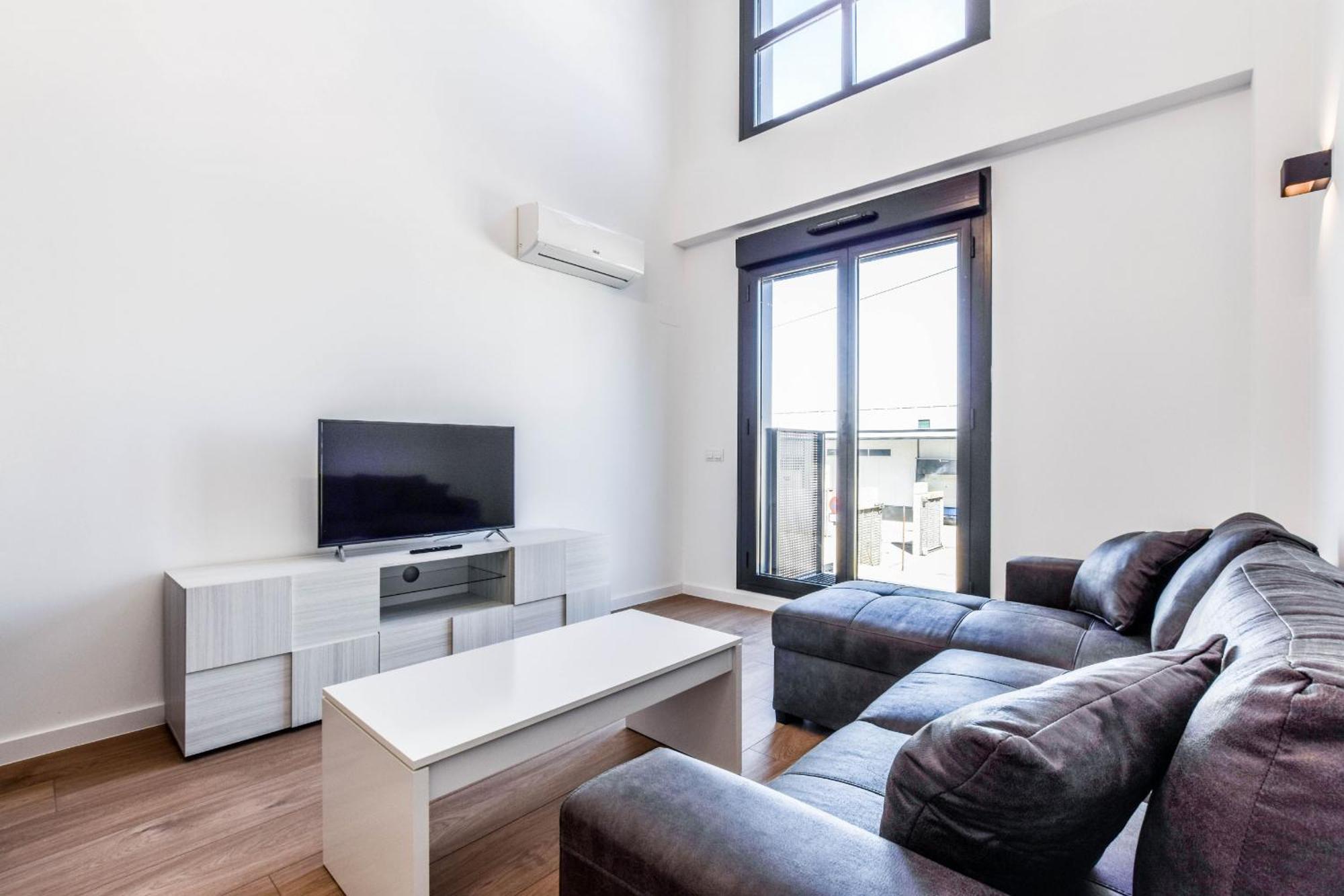 Apartamentos Reformados Con Garajes Incluido San Sebastián de los Reyes Kültér fotó